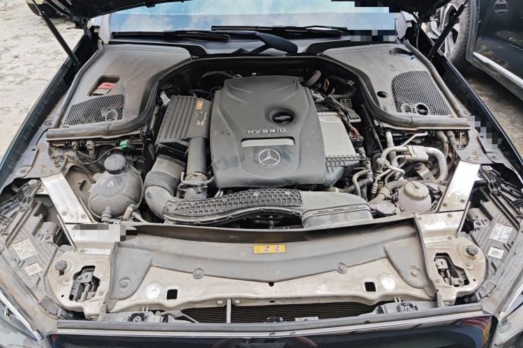 Used Mercedes-Benz E-Class New Energy 2022 Restyled E 350 e L Plug-in Hybrid Sedan Engine Bay