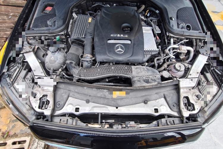 Used Mercedes-Benz E-Class New Energy 2022 Facelift E 350 e L Plug-in Hybrid Sedan Engine Bay