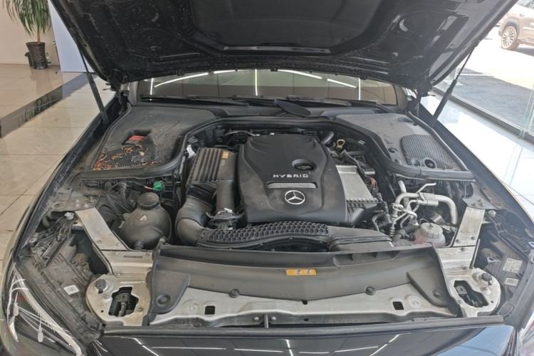 Used Mercedes-Benz E-Class New Energy 2022 Facelift E 350 e L Plug-in Hybrid Sedan Engine Bay
