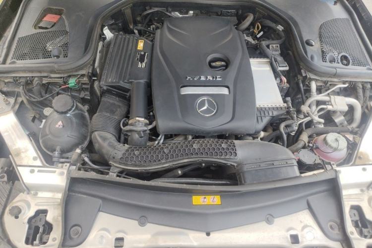 Used Mercedes-Benz E-Class New Energy 2022 Second Facelift E 350 e L Plug-in Hybrid Sports Sedan Engine Bay