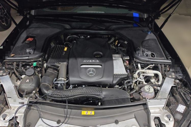 Used Mercedes-Benz E-Class New Energy 2022 Restyled E 350 e L Plug-in Hybrid Sports Sedan Engine Bay