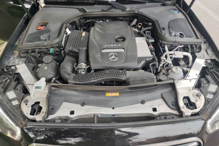 Used Mercedes-Benz E-Class New Energy 2022 Second Facelift E 350 e L Plug-in Hybrid Sedan Engine Bay
