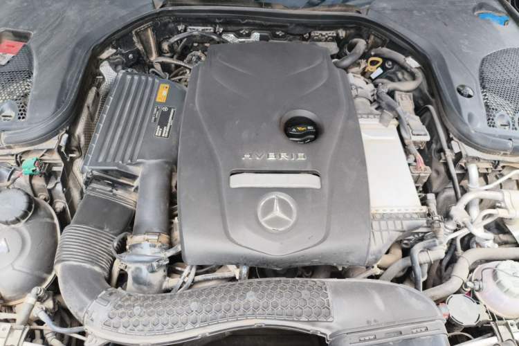 Used Mercedes-Benz E-Class New Energy 2022 E 350 e L Plug-in Hybrid Sedan Engine Bay