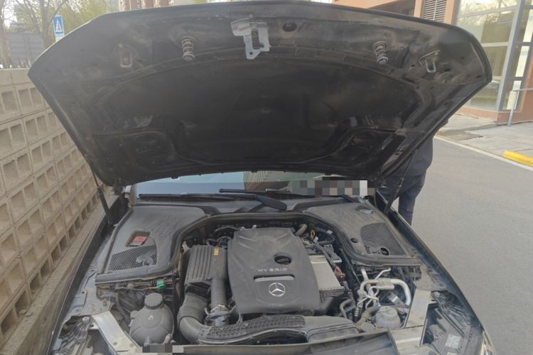 Used Mercedes-Benz E-Class New Energy 2022 Facelift E 350 e L Plug-in Hybrid Sedan Engine Bay