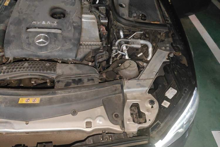Used Mercedes-Benz E-Class New Energy 2022 E 350 e L Plug-in Hybrid Sedan Engine Bay Left