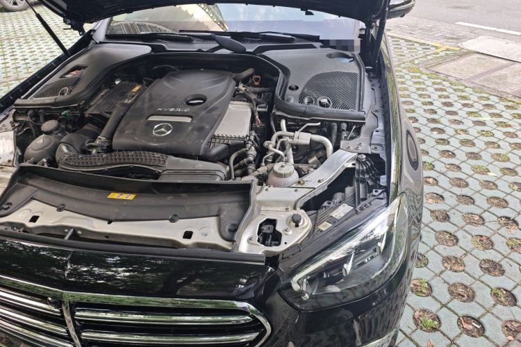 Used Mercedes-Benz E-Class New Energy 2022 Facelift E 350 e L Plug-in Hybrid Sedan Engine Bay Left