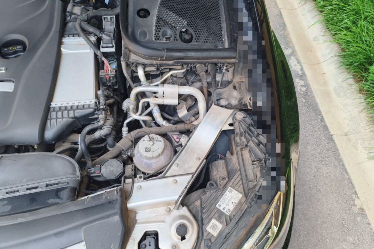 Used Mercedes-Benz E-Class New Energy 2022 Facelift E 350 e L Plug-in Hybrid Sedan Engine Bay Left