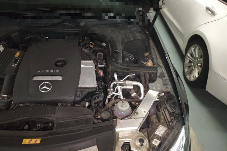 Used Mercedes-Benz E-Class New Energy 2022 Restyled E 350 e L Plug-in Hybrid Sedan Engine Bay Left