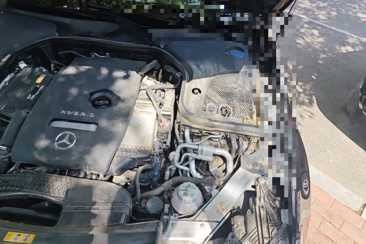 Used Mercedes-Benz E-Class New Energy 2022 Restyled E 350 e L Plug-in Hybrid Sports Sedan Engine Bay Left