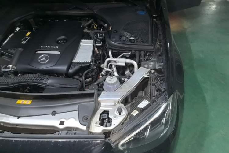 Used Mercedes-Benz E-Class New Energy 2022 Second Facelift E 350 e L Plug-in Hybrid Sedan Engine Bay Left