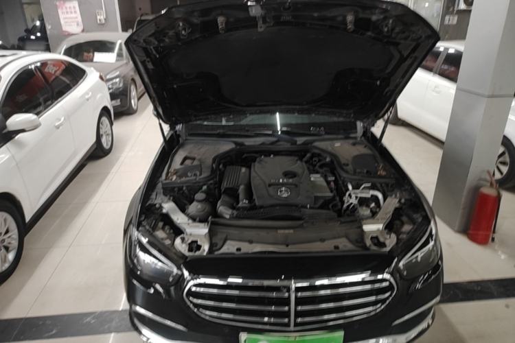 Used Mercedes-Benz E-Class New Energy 2022 Second Facelift E 350 e L Plug-in Hybrid Sedan Engine Bay