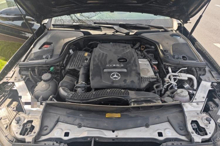 Used Mercedes-Benz E-Class New Energy 2022 E 350 e L Plug-in Hybrid Sedan Engine Bay