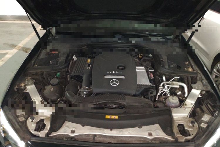 Used Mercedes-Benz E-Class New Energy 2022 Restyled E 350 e L Plug-in Hybrid Sedan Engine Bay