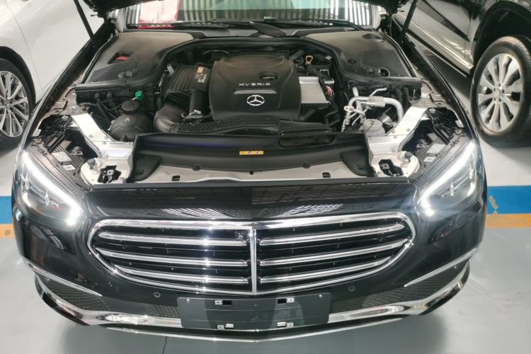 Used Mercedes-Benz E-Class New Energy 2022 Second Facelift E 350 e L Plug-in Hybrid Sedan Engine Bay