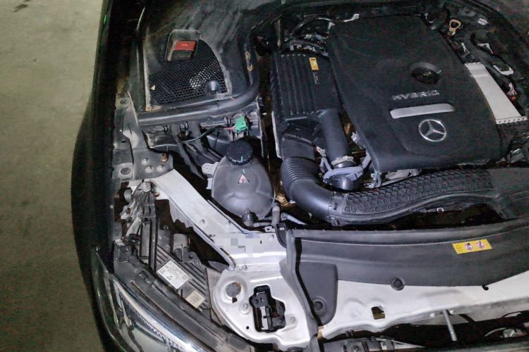 Used Mercedes-Benz E-Class New Energy 2022 Facelift E 350 e L Plug-in Hybrid Sedan Engine Bay Right