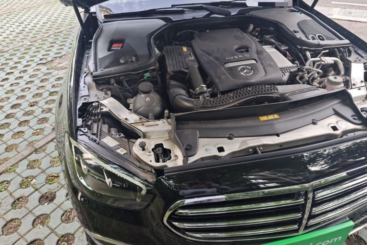 Used Mercedes-Benz E-Class New Energy 2022 Facelift E 350 e L Plug-in Hybrid Sedan Engine Bay Right