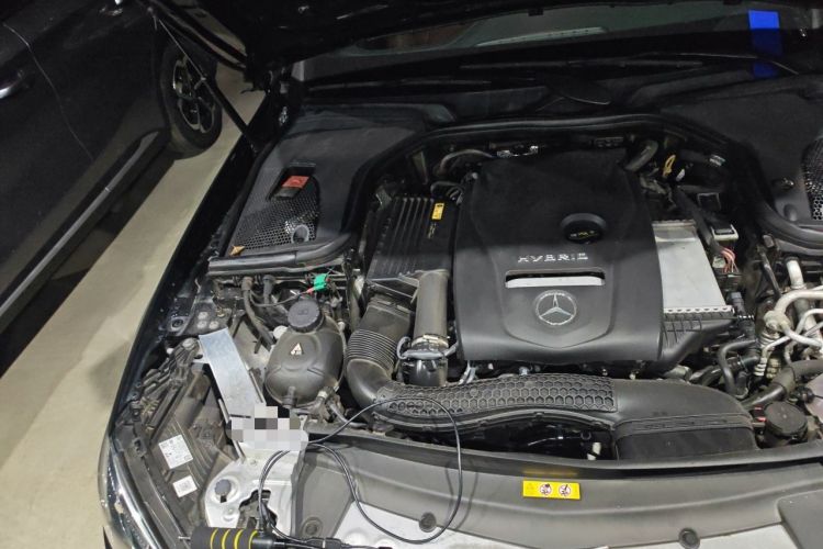 Used Mercedes-Benz E-Class New Energy 2022 Restyled E 350 e L Plug-in Hybrid Sports Sedan Engine Bay Right