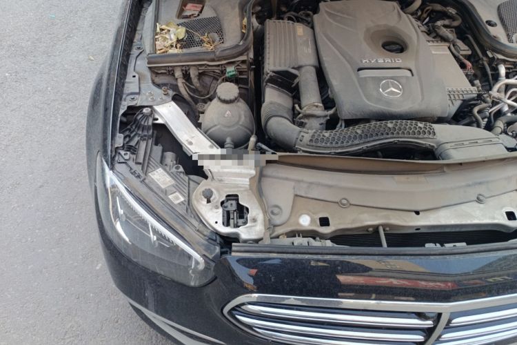 Used Mercedes-Benz E-Class New Energy 2022 Restyled E 350 e L Plug-in Hybrid Sedan Engine Bay Right
