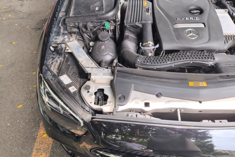 Used Mercedes-Benz E-Class New Energy 2022 Second Facelift E 350 e L Plug-in Hybrid Sports Sedan Engine Bay Right