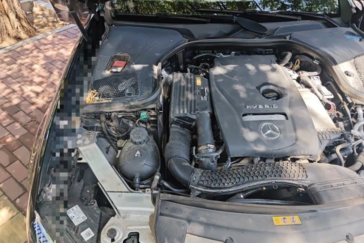 Used Mercedes-Benz E-Class New Energy 2022 Restyled E 350 e L Plug-in Hybrid Sports Sedan Engine Bay Right