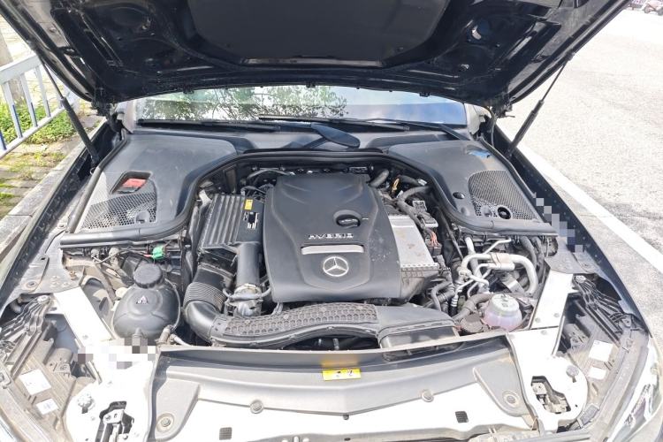 Used Mercedes-Benz E-Class New Energy 2022 Second Facelift E 350 e L Plug-in Hybrid Sports Sedan Engine Bay