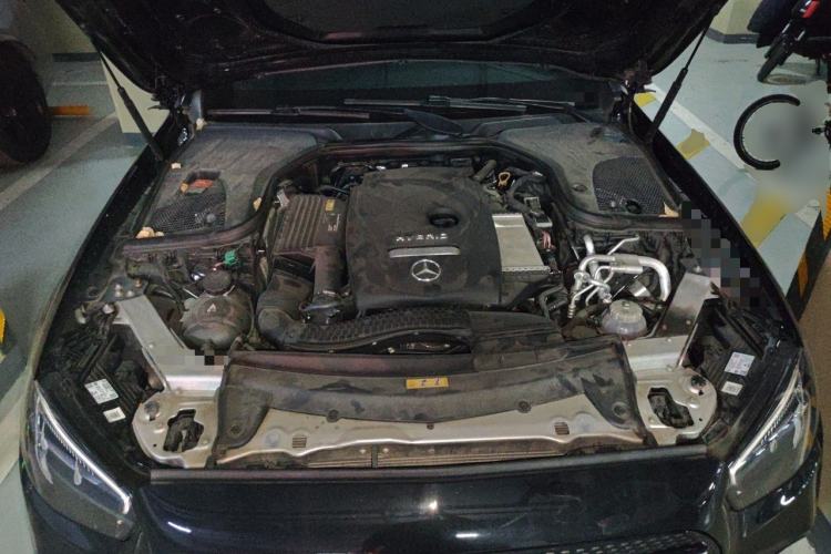 Used Mercedes-Benz E-Class New Energy 2022 E 350 e L Plug-in Hybrid Sports Sedan Engine Bay