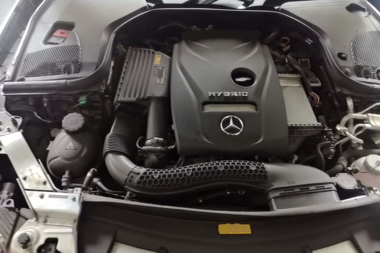 Used Mercedes-Benz E-Class New Energy 2022 Restyled E 350 e L Plug-in Hybrid Sports Sedan Engine Bay