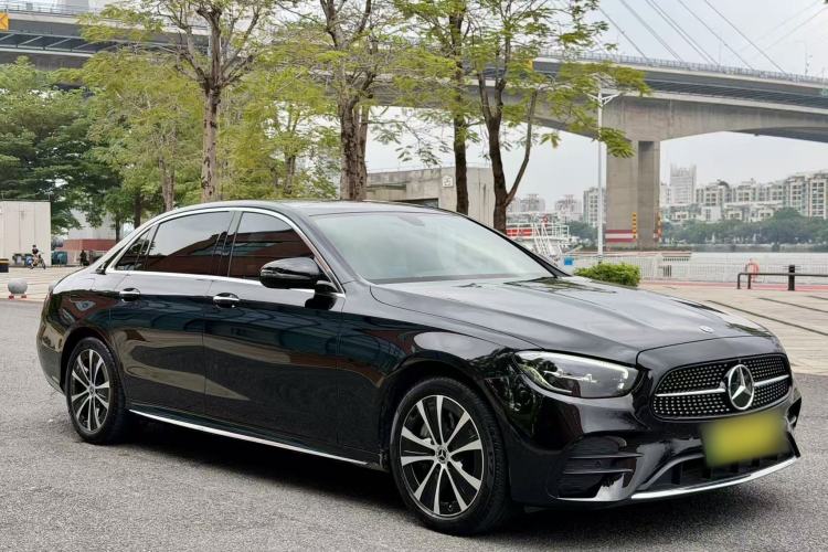 Used Mercedes-Benz E-Class New Energy 2022 Facelift E 350 e L Plug-in Hybrid Sedan Exterior 1