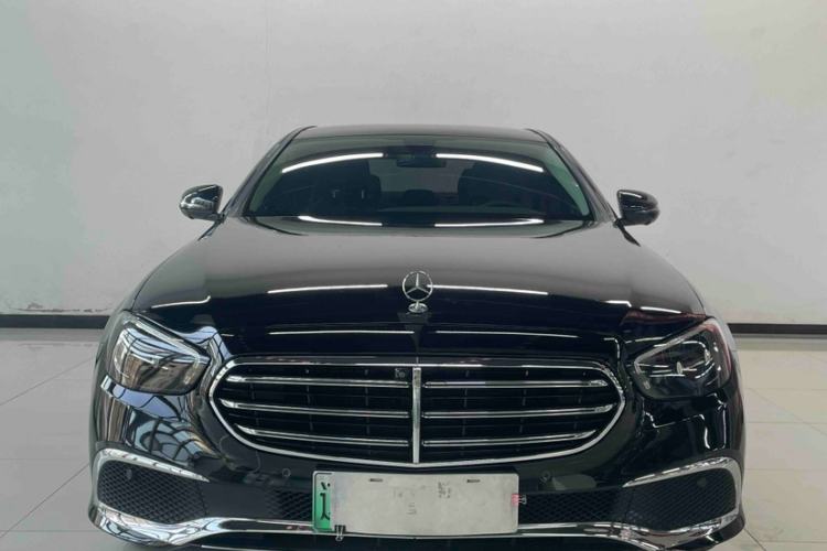 Used Mercedes-Benz E-Class New Energy 2022 Second Facelift E 350 e L Plug-in Hybrid Sedan Exterior 1