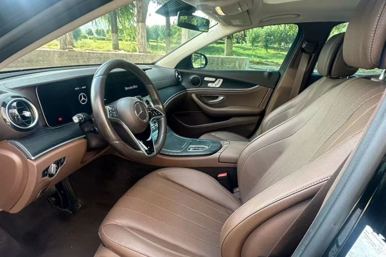 Used Mercedes-Benz E-Class New Energy 2022 Facelift E 350 e L Plug-in Hybrid Sedan Exterior 2
