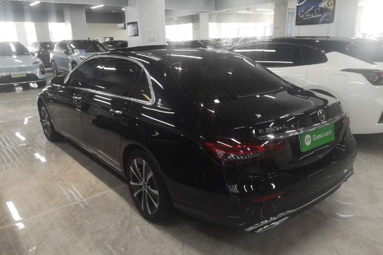 Used Mercedes-Benz E-Class New Energy 2022 Second Facelift E 350 e L Plug-in Hybrid Sedan Exterior 2