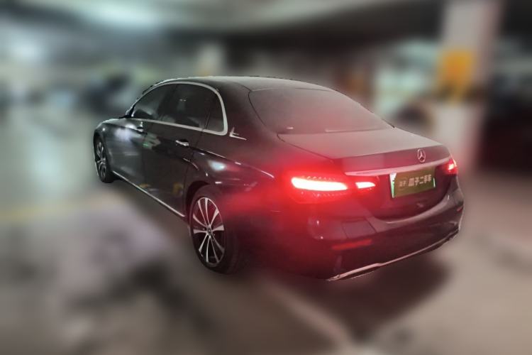 Used Mercedes-Benz E-Class New Energy 2022 Second Facelift E 350 e L Plug-in Hybrid Sedan Exterior 2