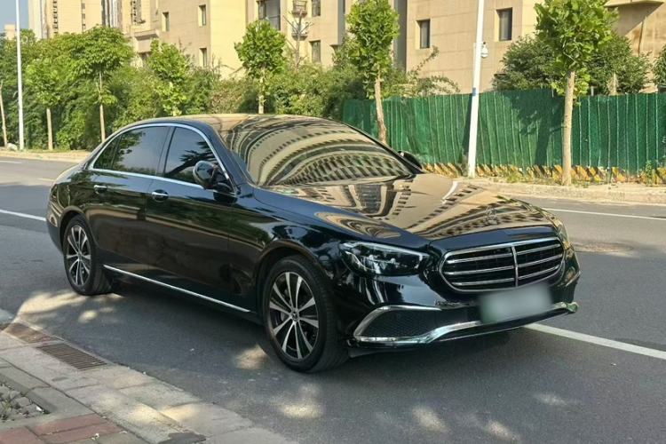 Used Mercedes-Benz E-Class New Energy 2022 Facelift E 350 e L Plug-in Hybrid Sedan Exterior 3
