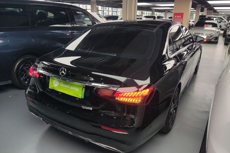 Used Mercedes-Benz E-Class New Energy 2022 E 350 e L Plug-in Hybrid Sports Sedan Exterior 3