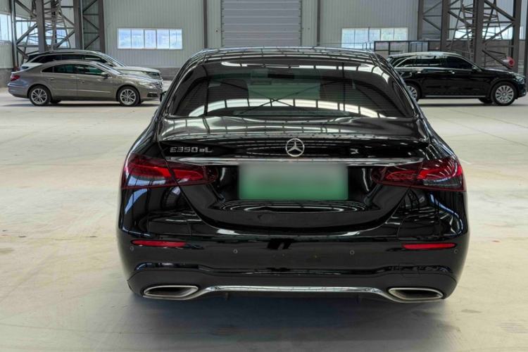Used Mercedes-Benz E-Class New Energy 2022 Second Facelift E 350 e L Plug-in Hybrid Sports Sedan Exterior 4