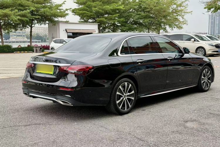 Used Mercedes-Benz E-Class New Energy 2022 Facelift E 350 e L Plug-in Hybrid Sedan Exterior 5
