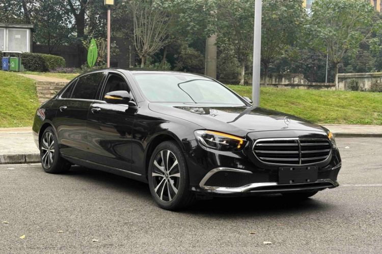 Used Mercedes-Benz E-Class New Energy 2022 Facelift E 350 e L Plug-in Hybrid Sedan Exterior 5
