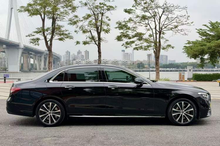 Used Mercedes-Benz E-Class New Energy 2022 Facelift E 350 e L Plug-in Hybrid Sedan Exterior 6