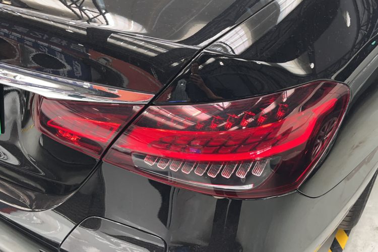 Used Mercedes-Benz E-Class New Energy 2022 Restyled E 350 e L Plug-in Hybrid Sedan Exterior 6