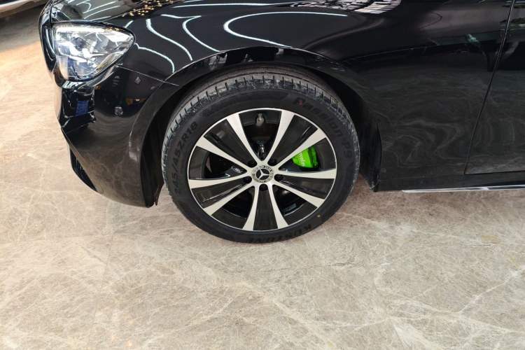 Used Mercedes-Benz E-Class New Energy 2022 Restyled E 350 e L Plug-in Hybrid Sports Sedan Exterior 7