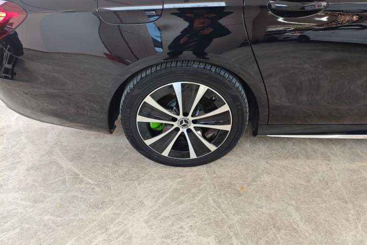 Used Mercedes-Benz E-Class New Energy 2022 Restyled E 350 e L Plug-in Hybrid Sports Sedan Exterior 8