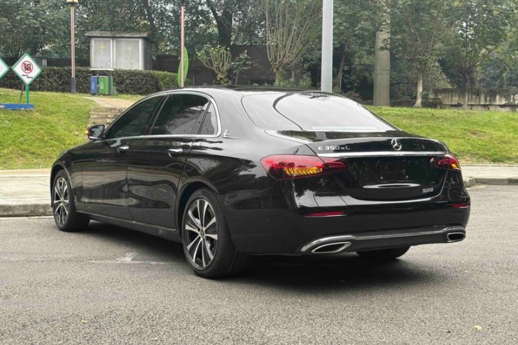 Used Mercedes-Benz E-Class New Energy 2022 Facelift E 350 e L Plug-in Hybrid Sedan Exterior 8