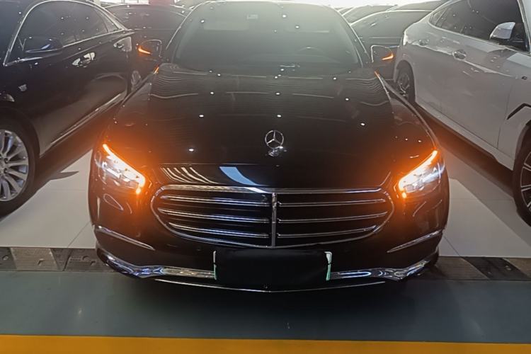 Used Mercedes-Benz E-Class New Energy 2022 Restyled E 350 e L Plug-in Hybrid Sports Sedan Front