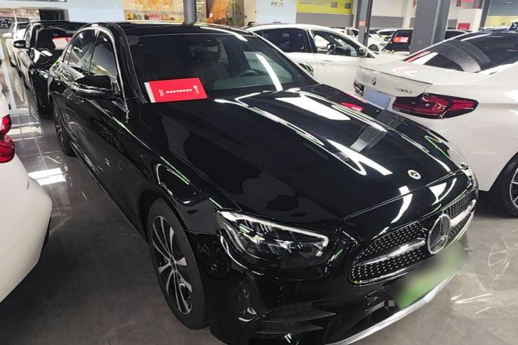 Used Mercedes-Benz E-Class New Energy 2022 E 350 e L Plug-in Hybrid Sports Sedan Front Right 45 Deg