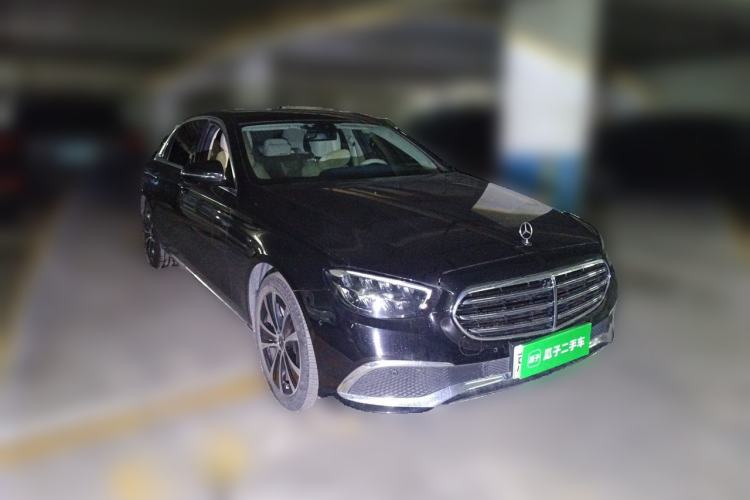 Used Mercedes-Benz E-Class New Energy 2022 E 350 e L Plug-in Hybrid Sedan Front Right 45 Deg