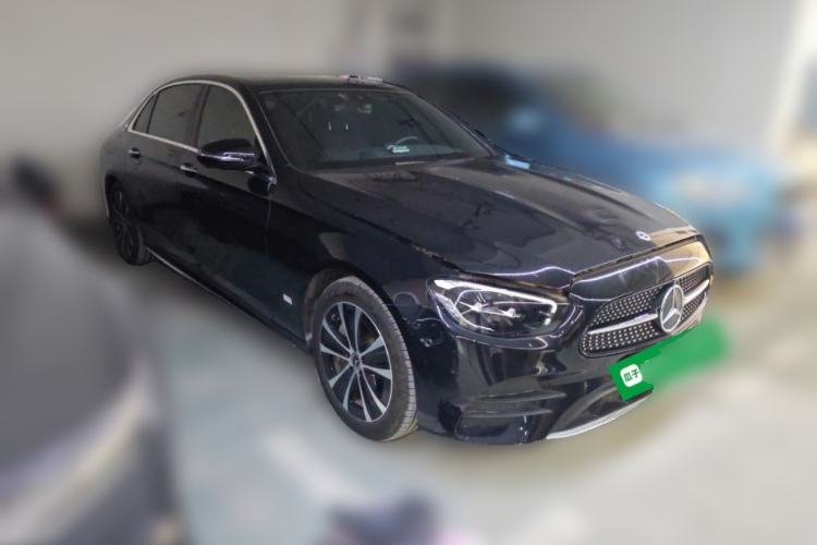 Used Mercedes-Benz E-Class New Energy 2022 Restyled E 350 e L Plug-in Hybrid Sports Sedan Front Right 45 Deg