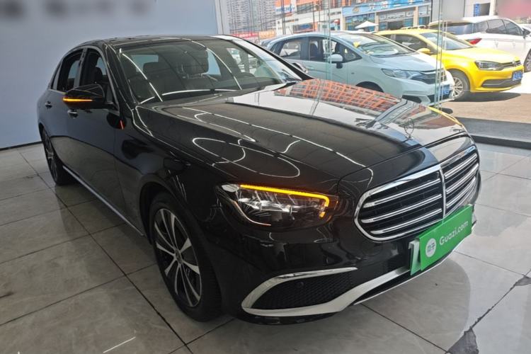 Used Mercedes-Benz E-Class New Energy 2022 Facelift E 350 e L Plug-in Hybrid Sedan Front Right 45 Deg