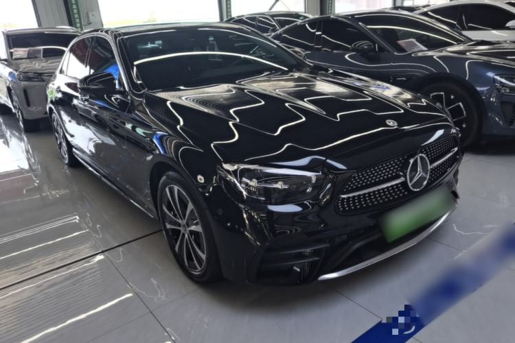 Used Mercedes-Benz E-Class New Energy 2022 Restyled E 350 e L Plug-in Hybrid Sports Sedan Front Right 45 Deg