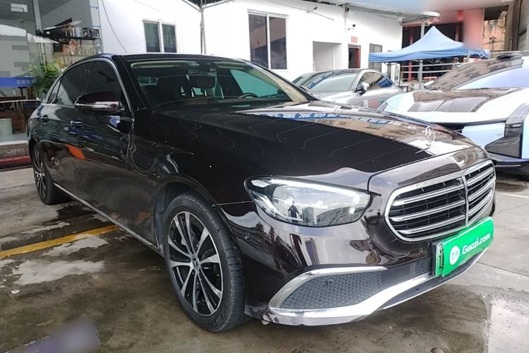 Used Mercedes-Benz E-Class New Energy 2022 Restyled E 350 e L Plug-in Hybrid Sedan Front Right 45 Deg