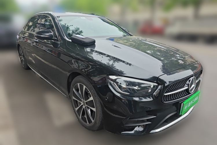 Used Mercedes-Benz E-Class New Energy 2022 Restyled E 350 e L Plug-in Hybrid Sports Sedan Front Right 45 Deg